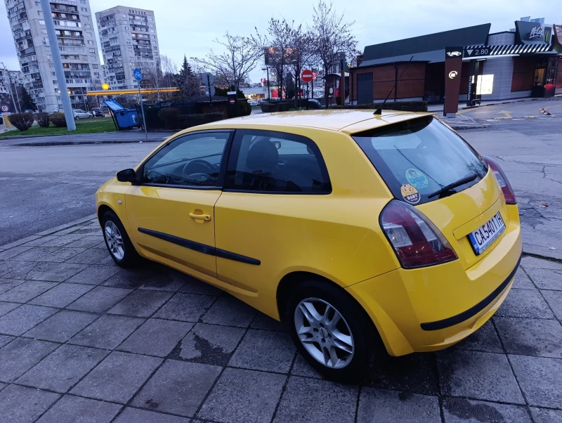 Fiat Stilo, снимка 3 - Автомобили и джипове - 52694846