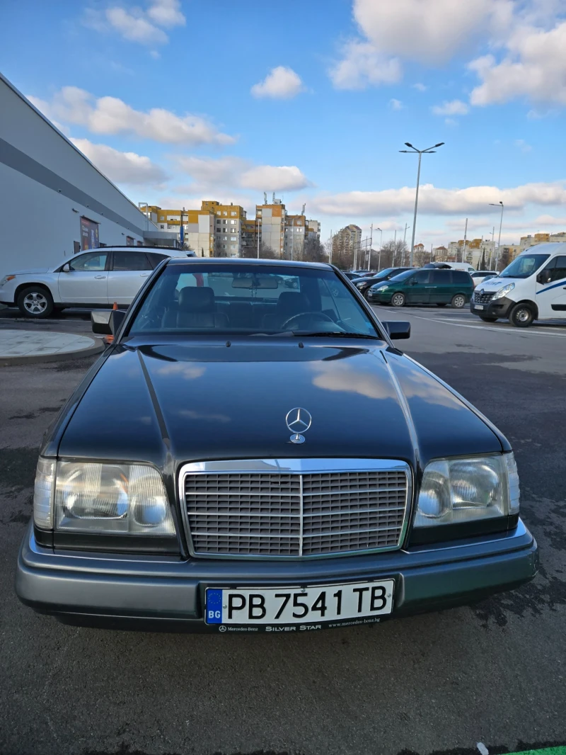 Mercedes-Benz 124 CE 220, снимка 4 - Автомобили и джипове - 53132811