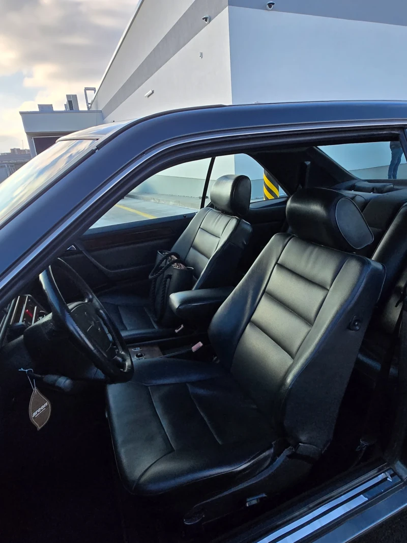 Mercedes-Benz 124 CE 220, снимка 10 - Автомобили и джипове - 53132811