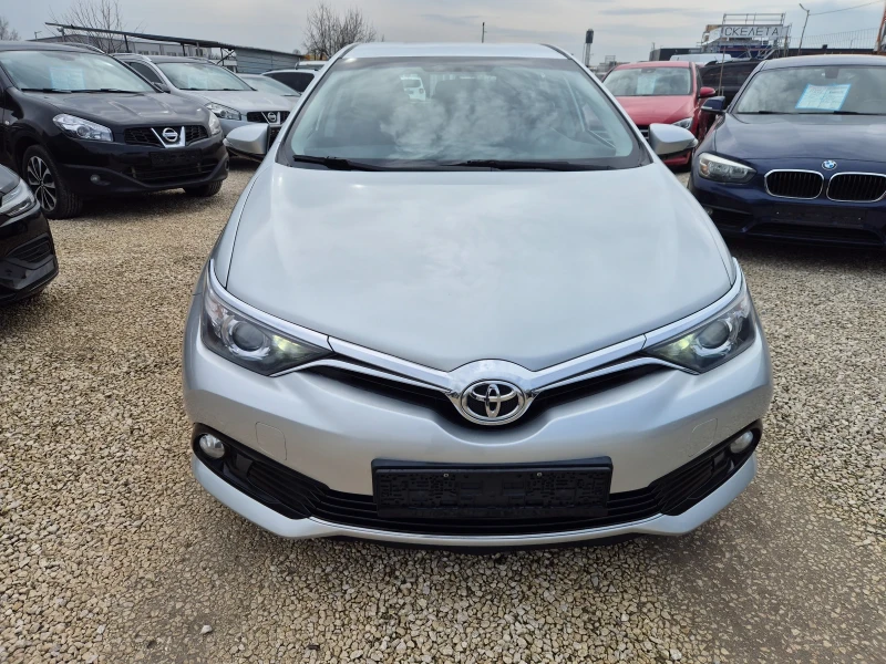Toyota Auris 1.4D4D fecelift, снимка 2 - Автомобили и джипове - 53461129