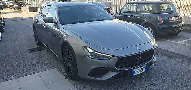 Maserati Ghibli 2021 2.0 MHEV 330CV  - изображение 2
