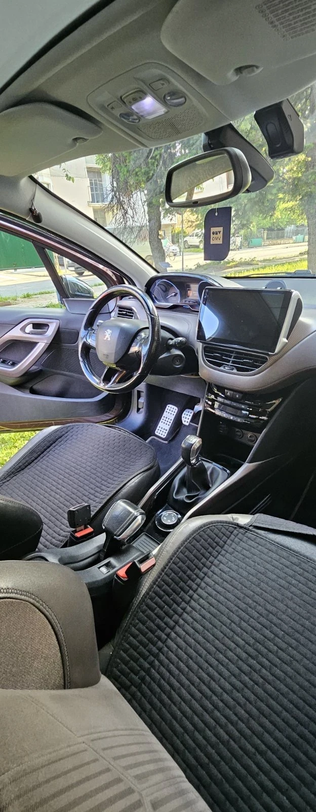 Peugeot 2008 хечбек, снимка 8 - Автомобили и джипове - 54742324