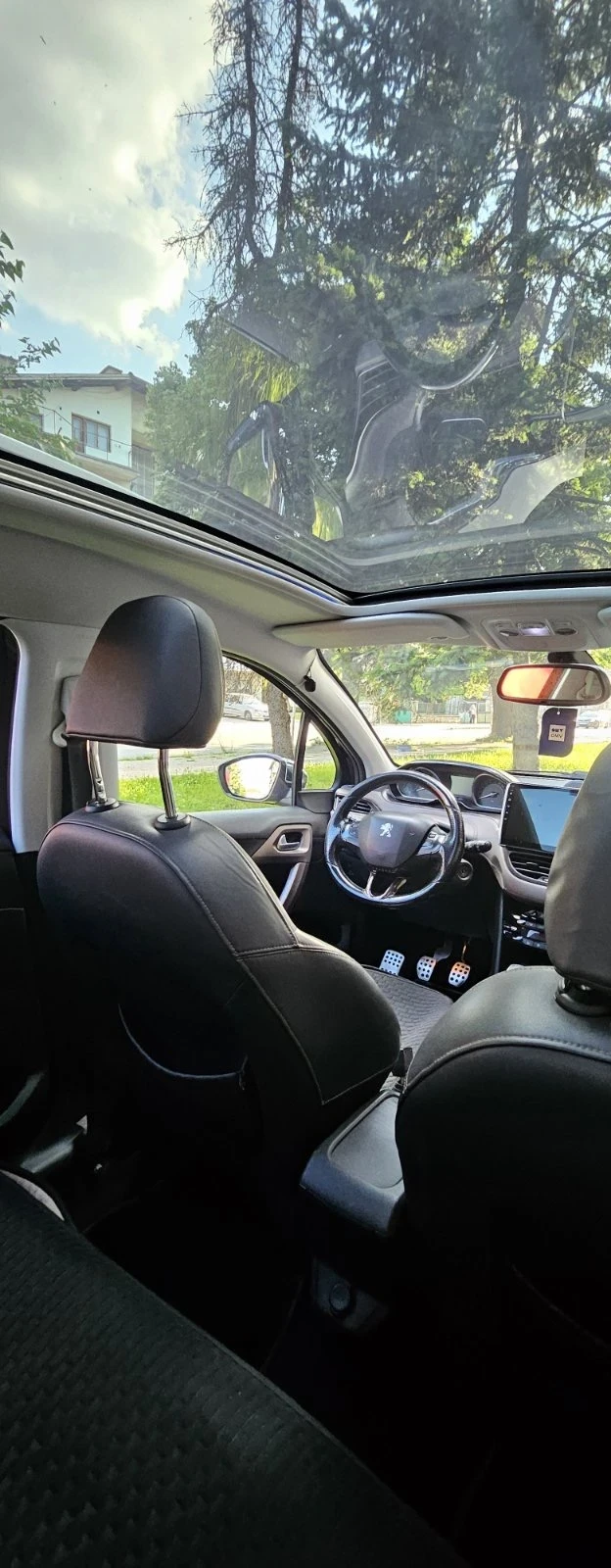 Peugeot 2008 хечбек, снимка 7 - Автомобили и джипове - 54742324