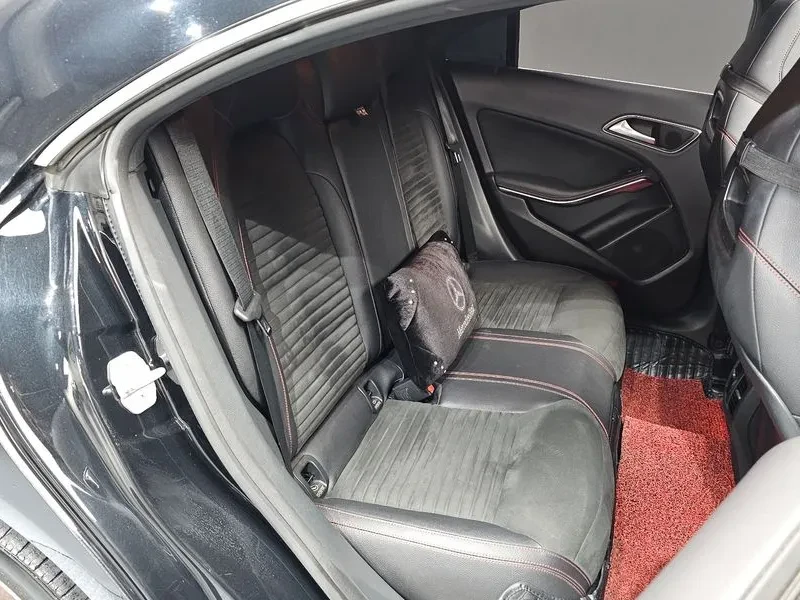 Mercedes-Benz CLA 220 Amg Line, снимка 12 - Автомобили и джипове - 55110497