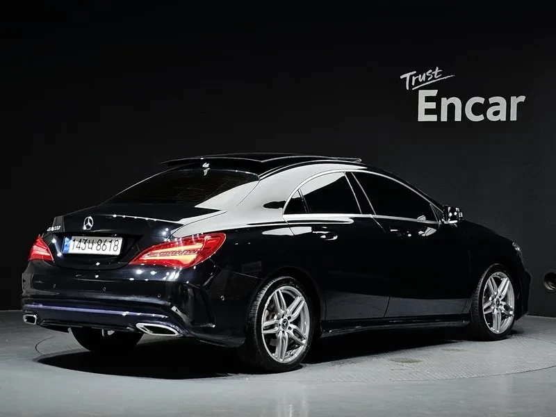 Mercedes-Benz CLA 220 Amg Line, снимка 2 - Автомобили и джипове - 55110497