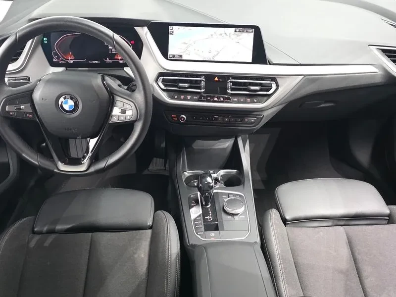 BMW 118 D (F40) Joy First Edition, снимка 6 - Автомобили и джипове - 55899690