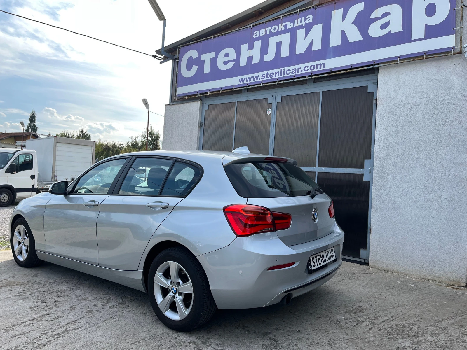 BMW 118  FACELIFT + LED + NAVI - изображение 2