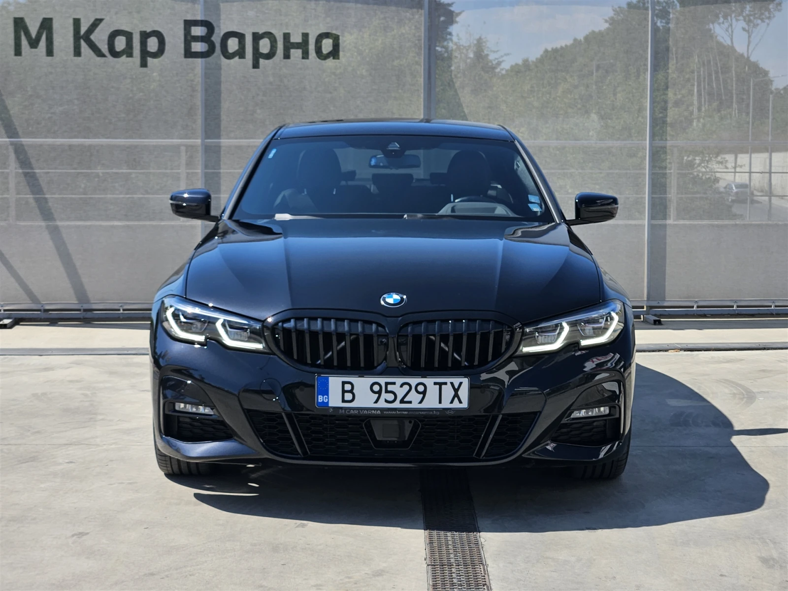 BMW 320 xDrive Седан - изображение 7