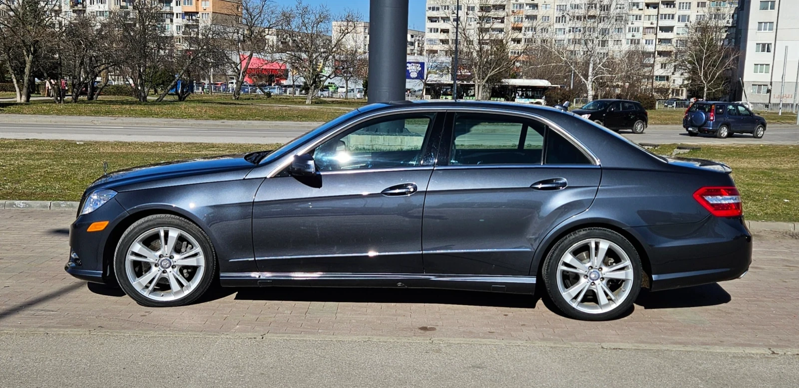 Mercedes-Benz E 350  - изображение 5