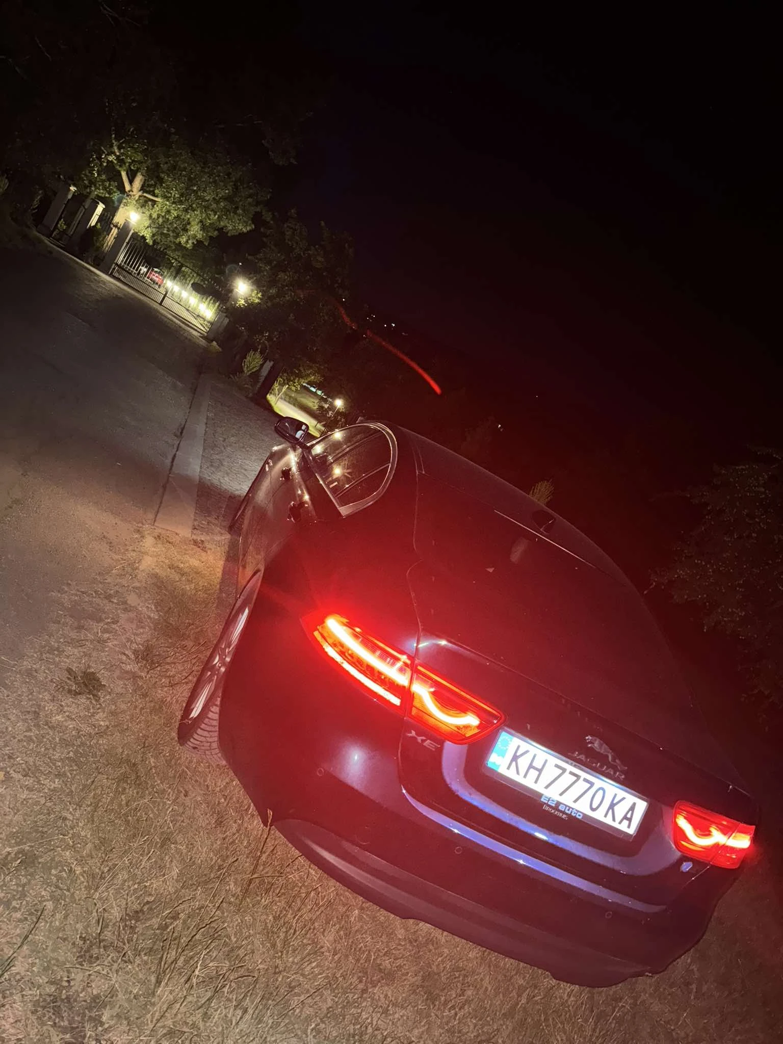 Jaguar XE  - изображение 5
