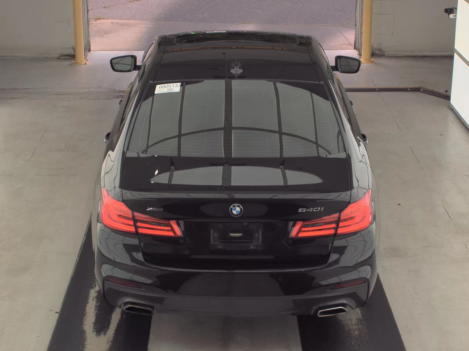 BMW 540 M-PACK* МАСАЖ* ДИСТРОНИК* ВАКУМ* 360* HEADUP* FULL - изображение 4