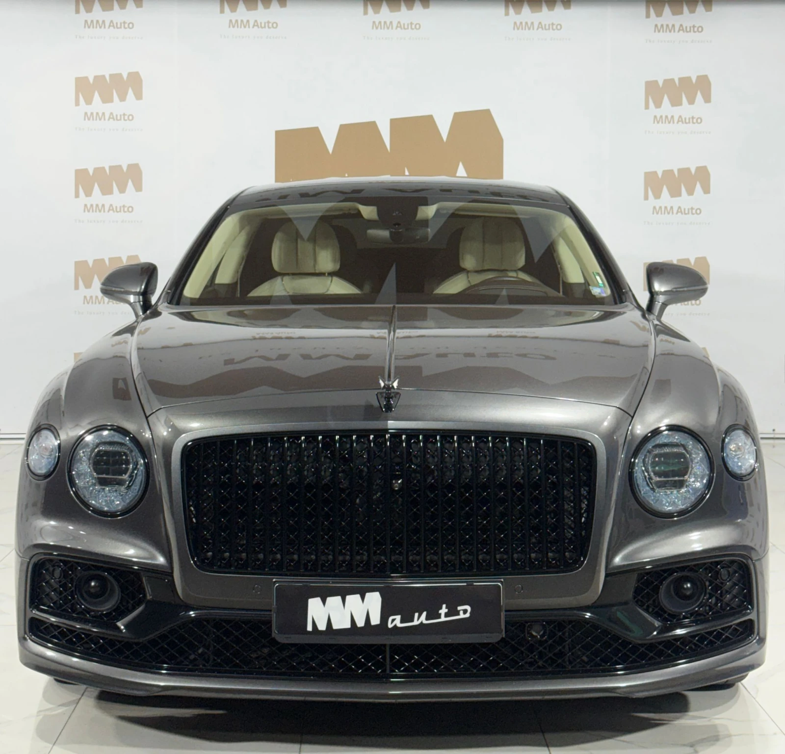 Bentley Flying Spur W12* FirstEdition* HuD* Pano* Massage* Naim - изображение 4