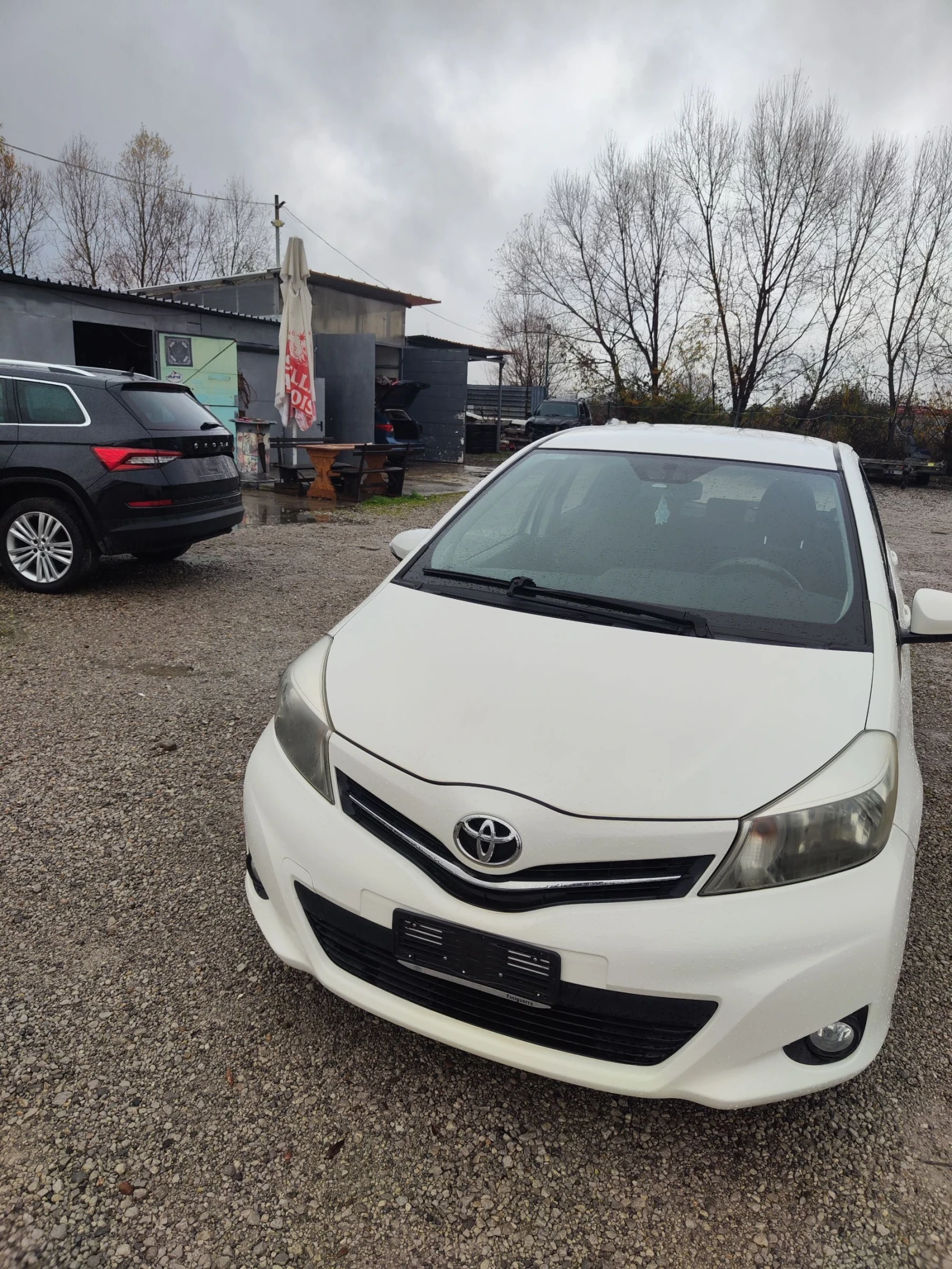 Toyota Yaris 1.0 EVRO 5B | Mobile.bg   1