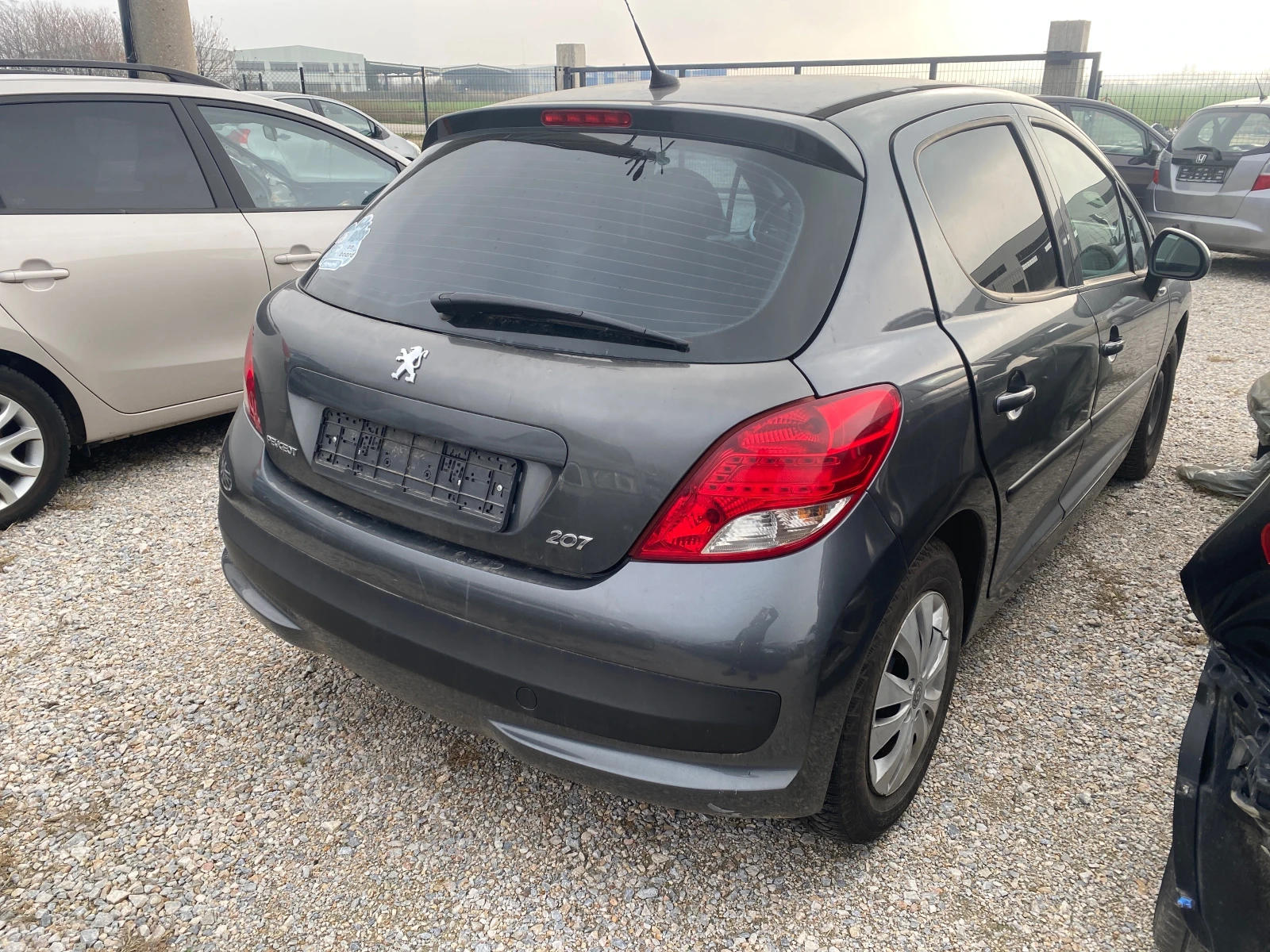 Peugeot 207 1.6HDI 90КС - изображение 6