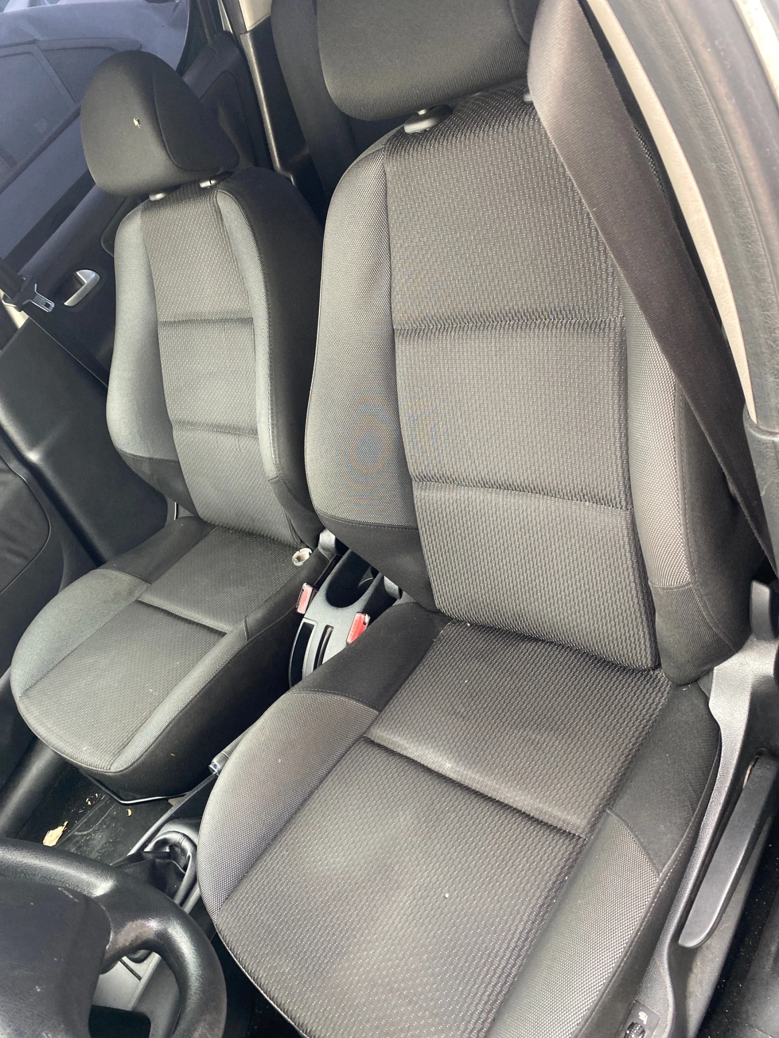 Peugeot 207 1.6HDI 90КС - изображение 4