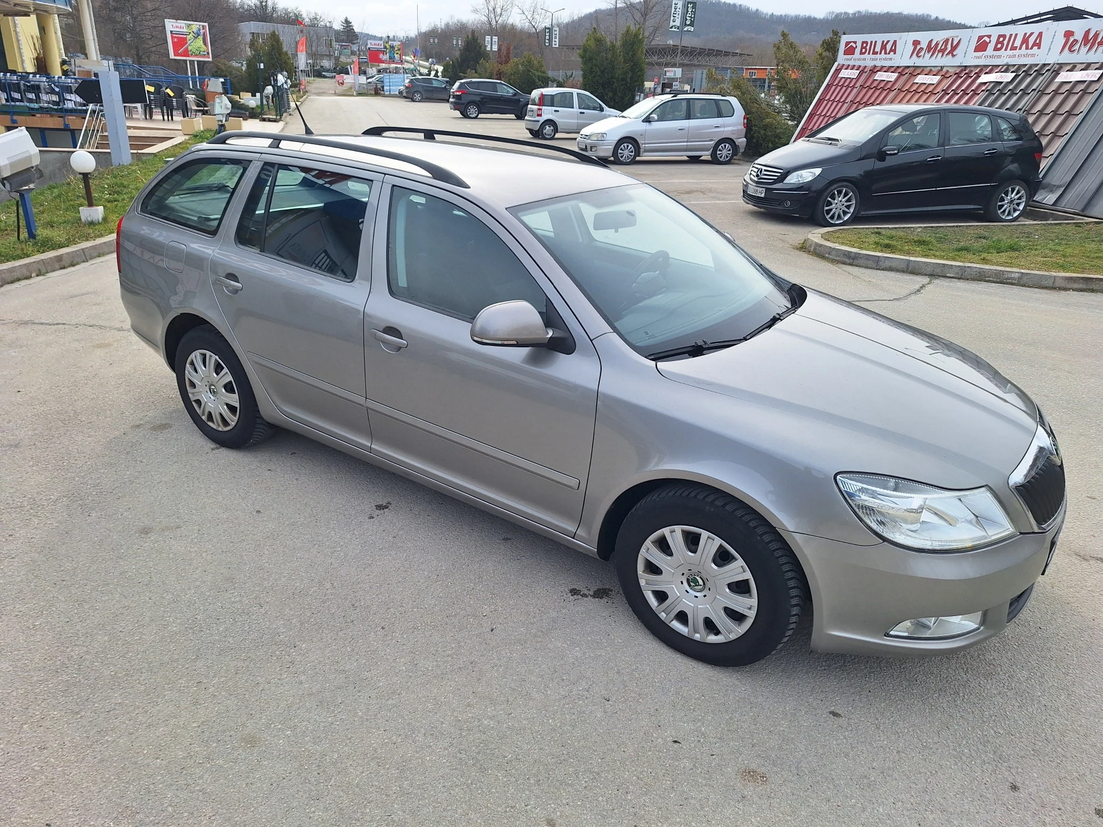 Skoda Octavia 1.6tdi , снимка 4 - Автомобили и джипове - 53897560