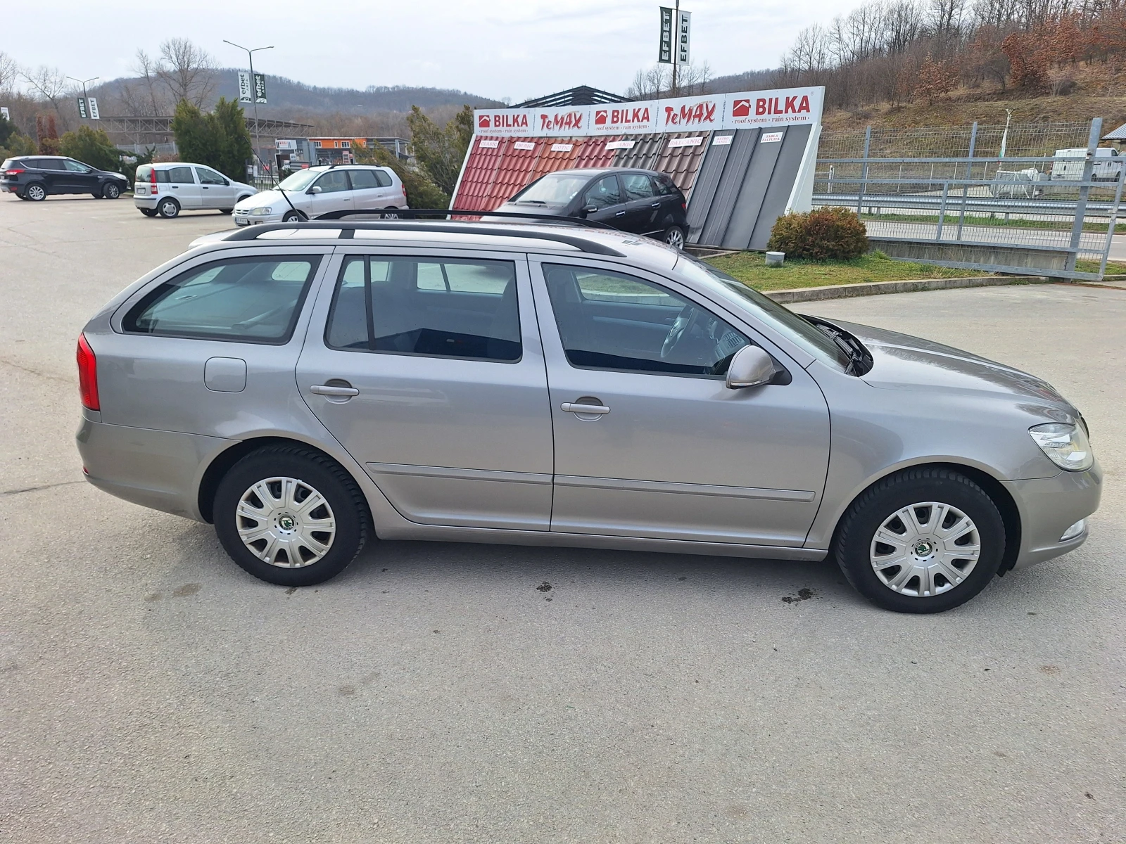 Skoda Octavia 1.6tdi , снимка 13 - Автомобили и джипове - 53897560