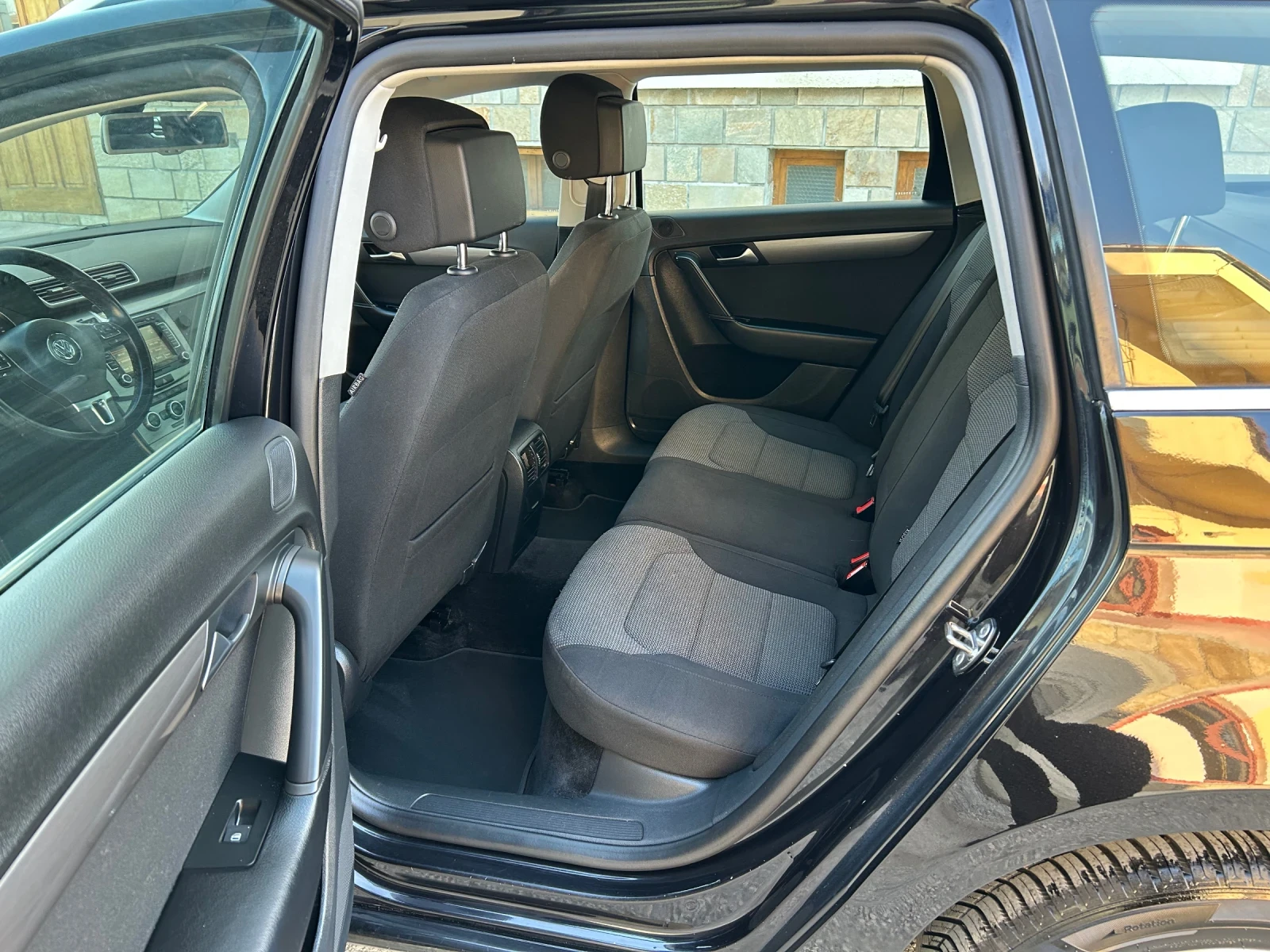 VW Passat 2.0TDI 140k.c. НАВИГАЦИЯ, снимка 11 - Автомобили и джипове - 53976960