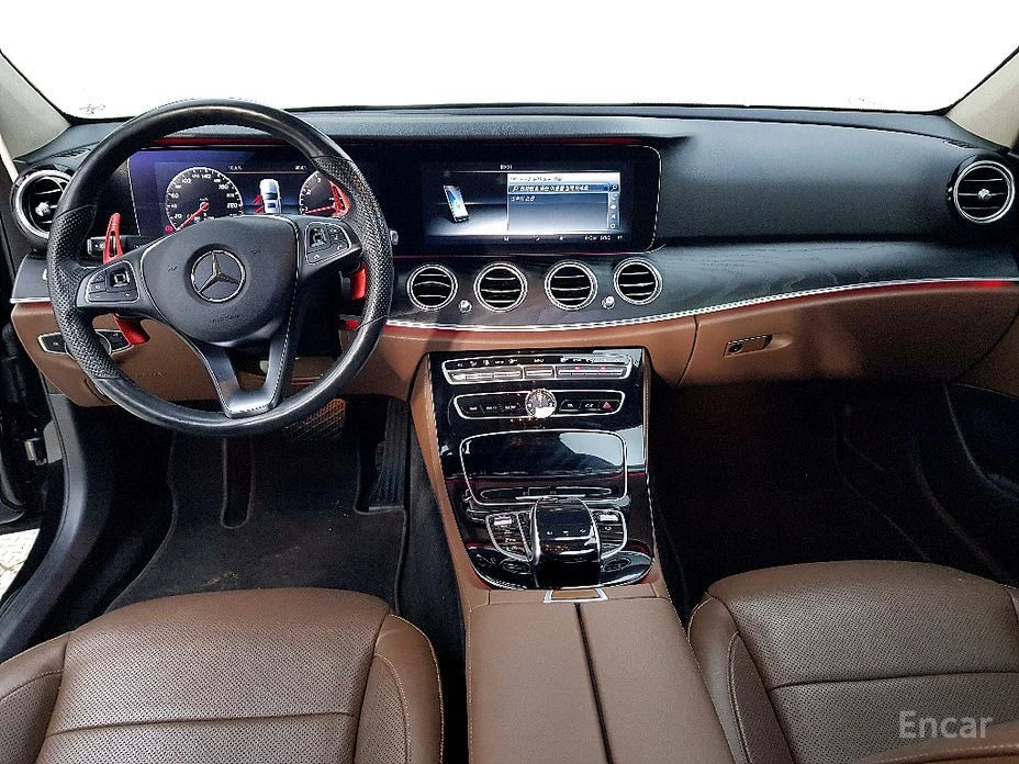 Mercedes-Benz E 300, снимка 5 - Автомобили и джипове - 53994885