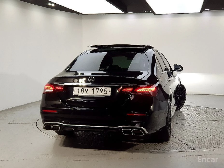 Mercedes-Benz E 300, снимка 3 - Автомобили и джипове - 53994885