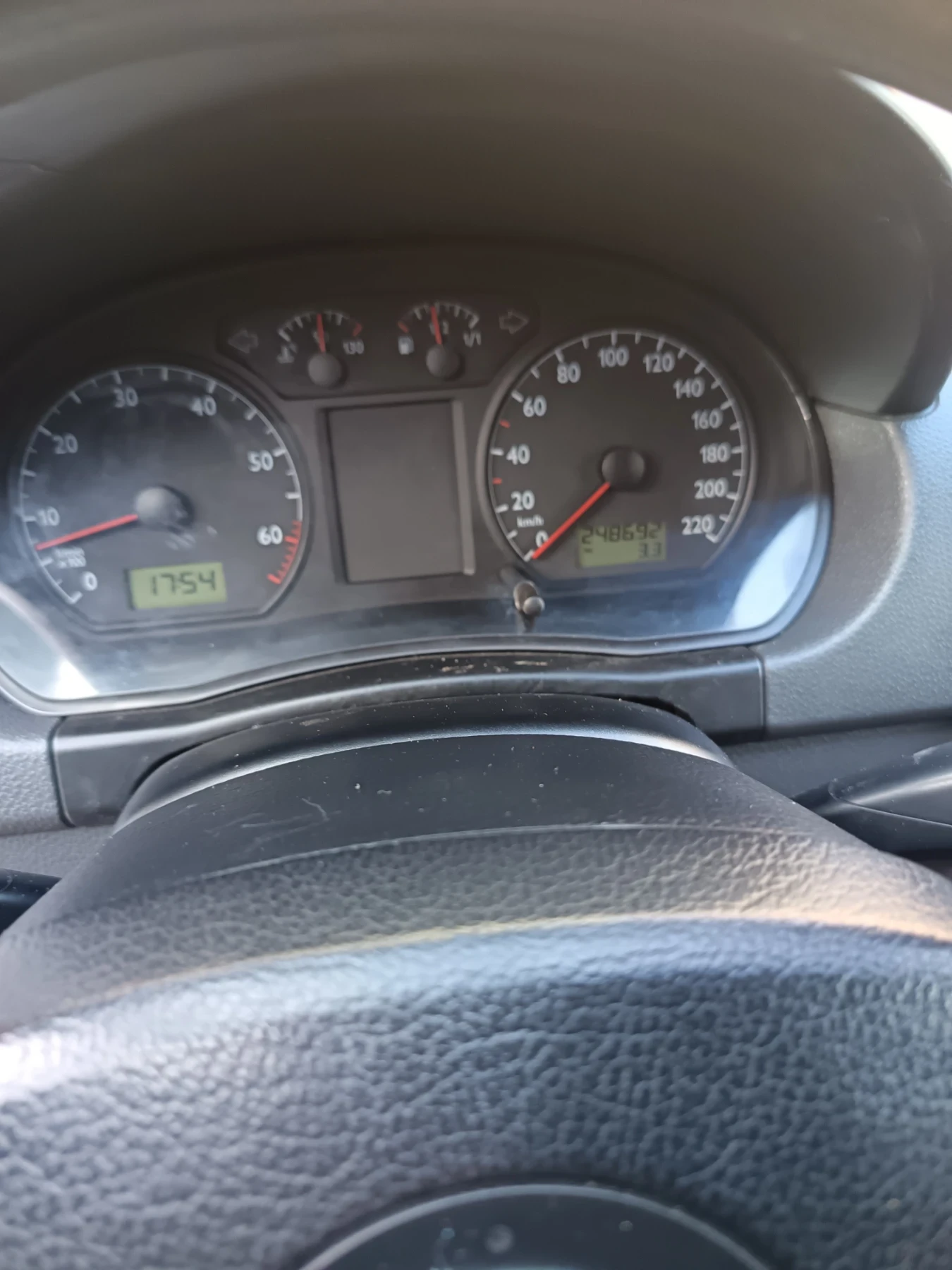 VW Polo, снимка 6 - Автомобили и джипове - 54093313