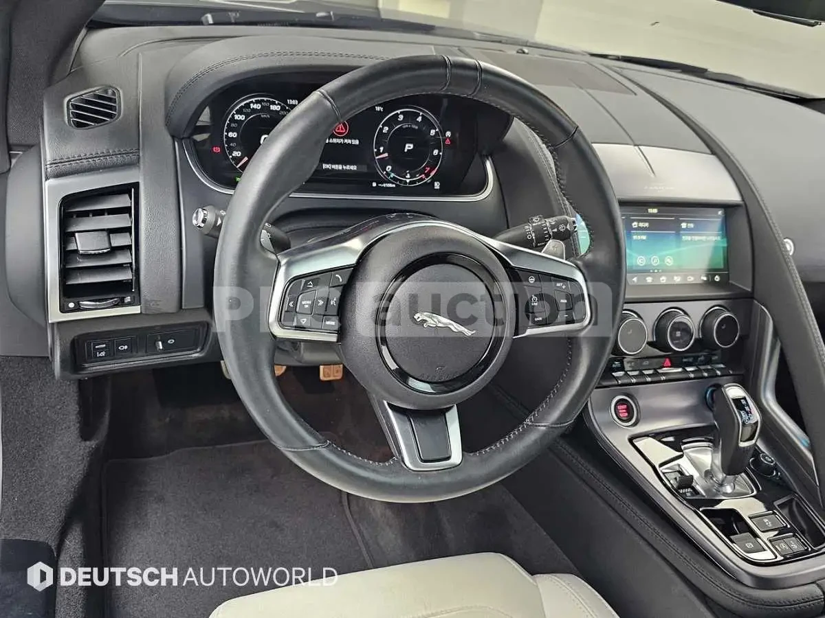 Jaguar F-Type DIGITAL/ШИБЕДАХ/ЛИЗИНГ ОТ 560 ЕВРО НА МЕСЕЦ, снимка 12 - Автомобили и джипове - 54112211