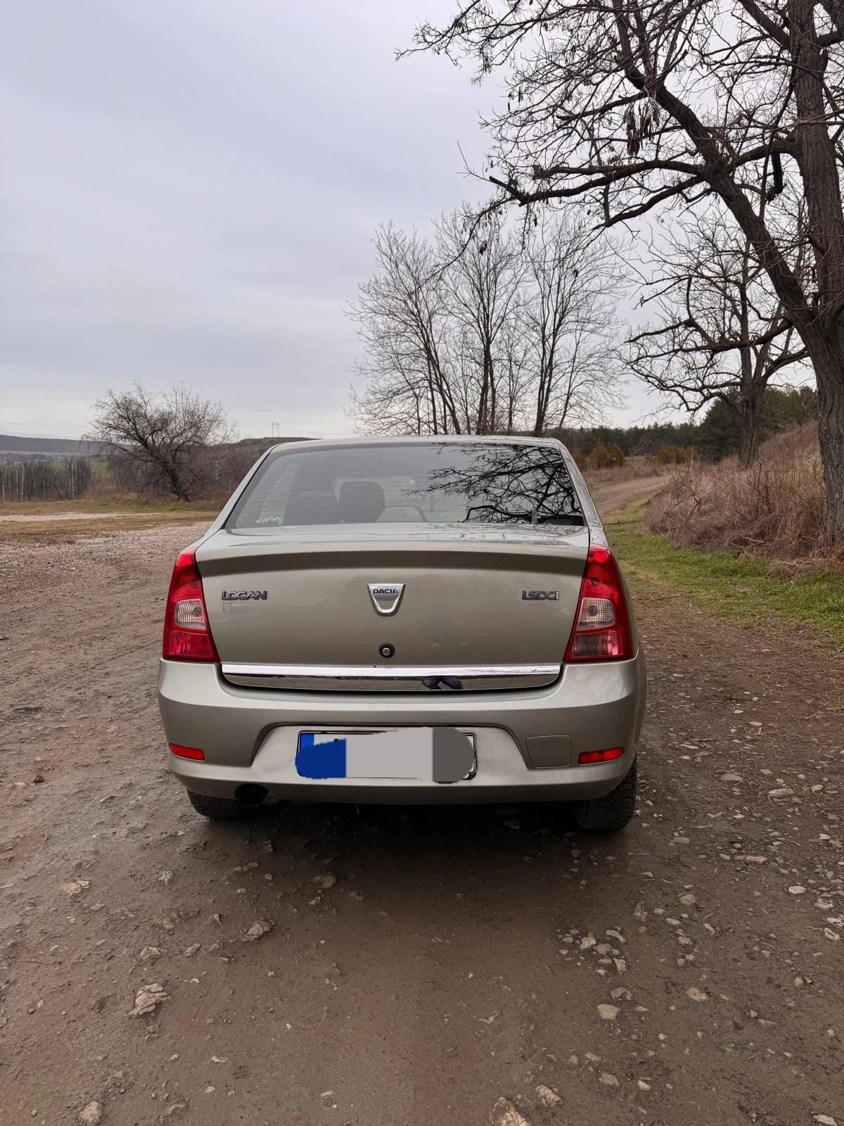 Dacia Logan, снимка 5 - Автомобили и джипове - 54383489