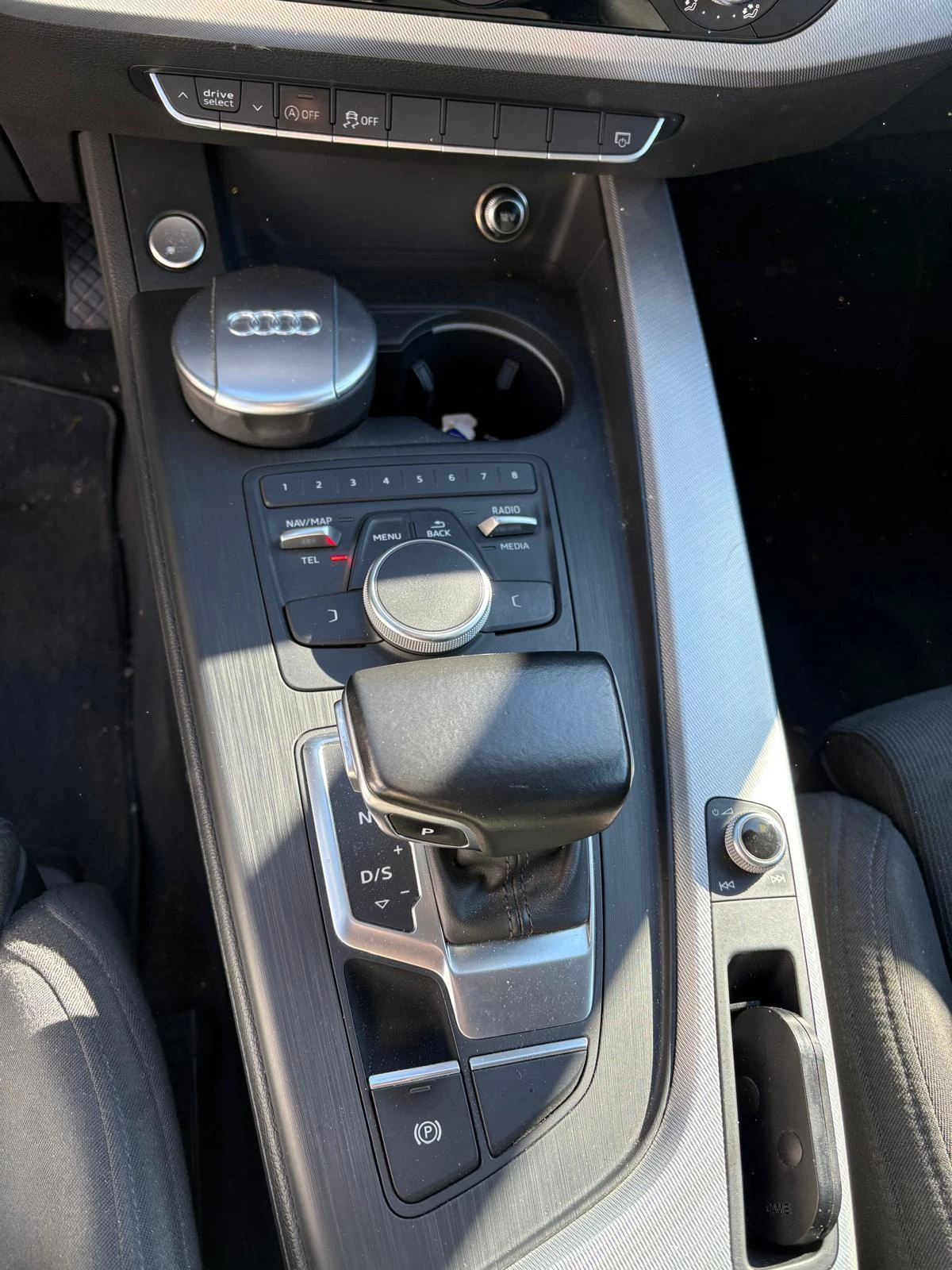 Audi A4 2.0tdi quattro, снимка 4 - Автомобили и джипове - 54495443
