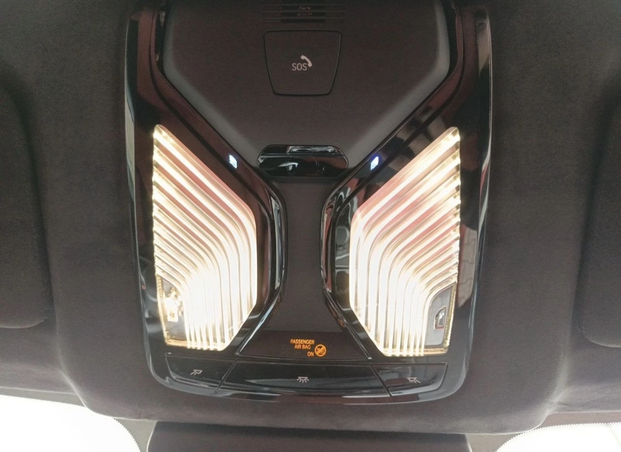 BMW XM 50e | 23' | Iconic Glow | BMW гаранция, снимка 17 - Автомобили и джипове - 54678281
