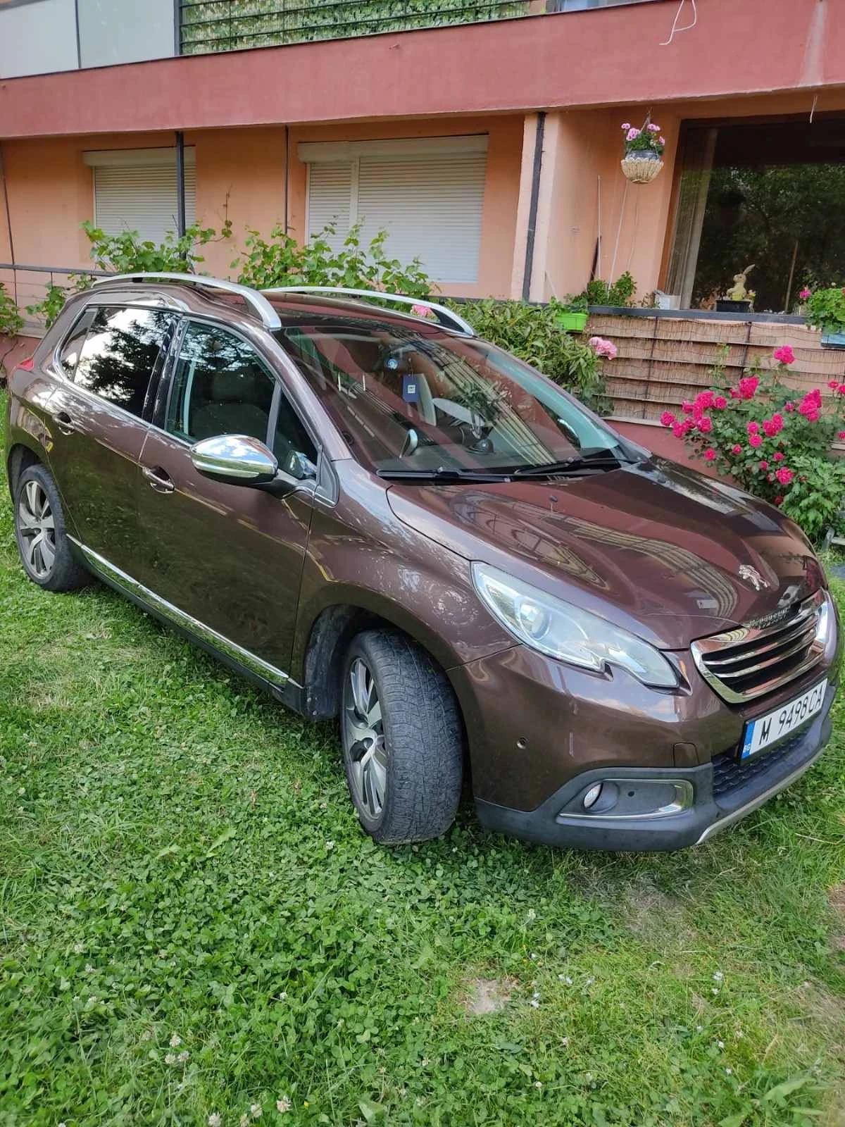 Peugeot 2008 хечбек, снимка 3 - Автомобили и джипове - 54742324