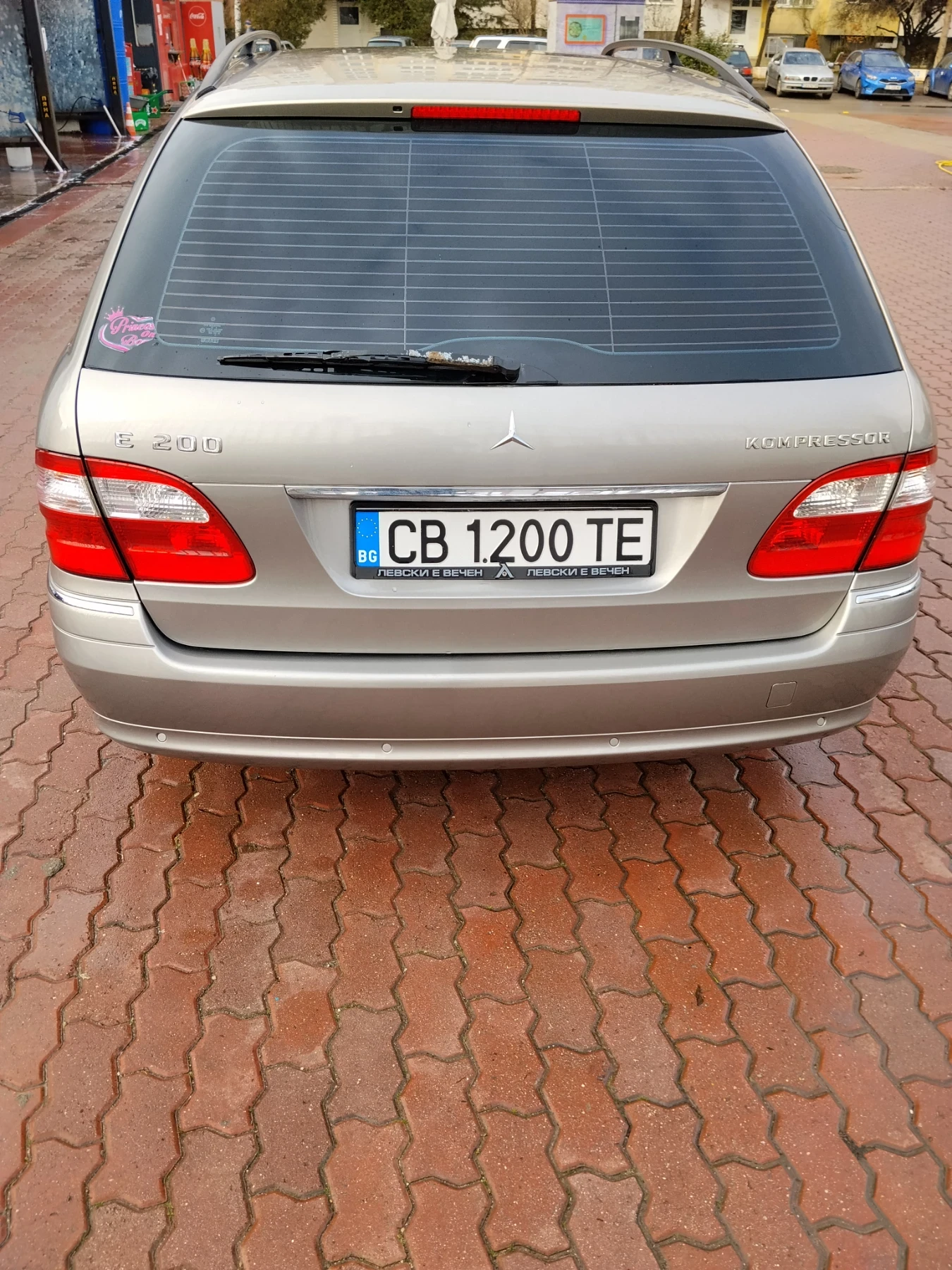 Mercedes-Benz E 200 Авангард, снимка 2 - Автомобили и джипове - 54823212