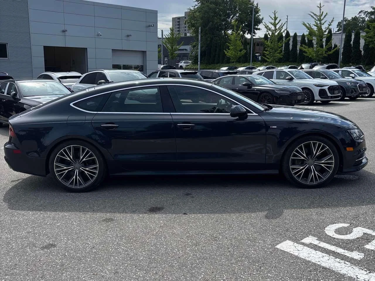 Audi A7 3.0L TDI /360/HUD/BOSE/ОБДУХВАНЕ/АВТОКРЕДИТ , снимка 3 - Автомобили и джипове - 54983541