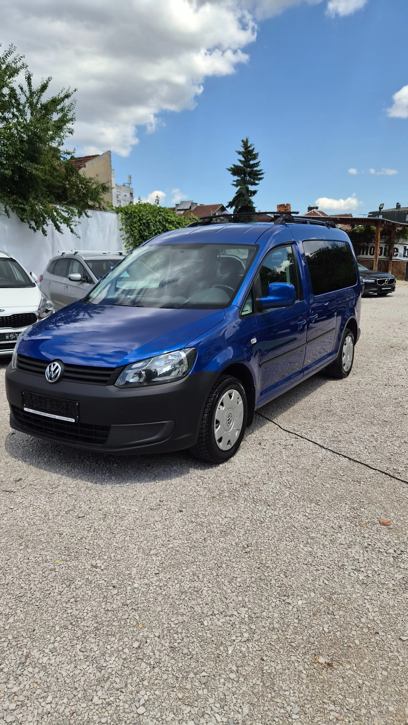 VW Caddy CNG 7-Местно Maxi база
