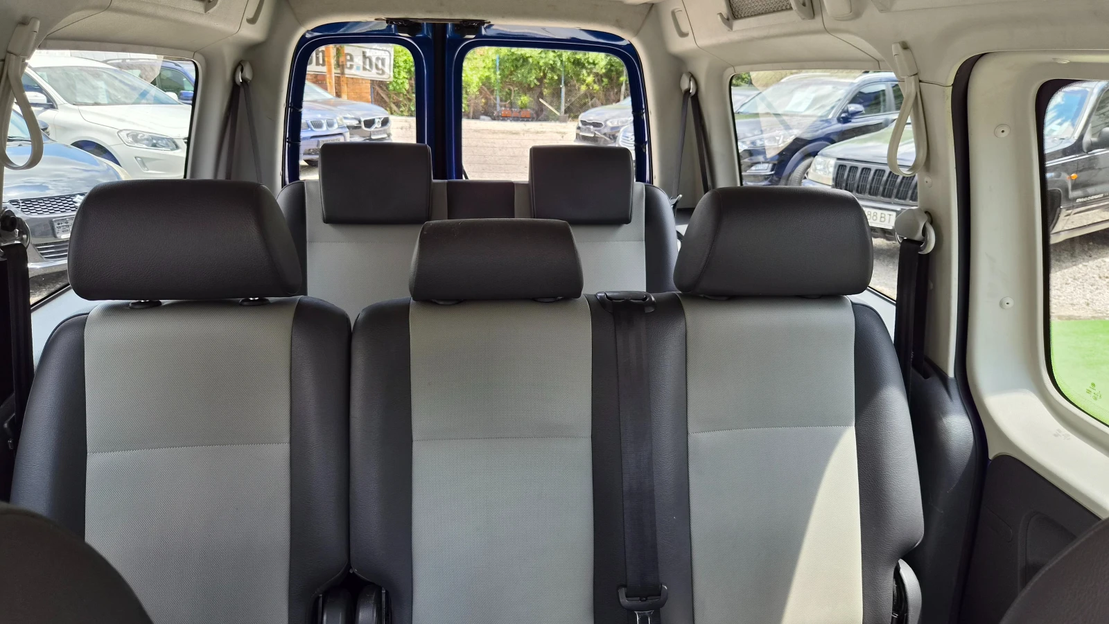 VW Caddy CNG 7-Местно Maxi база, снимка 11 - Автомобили и джипове - 55154284