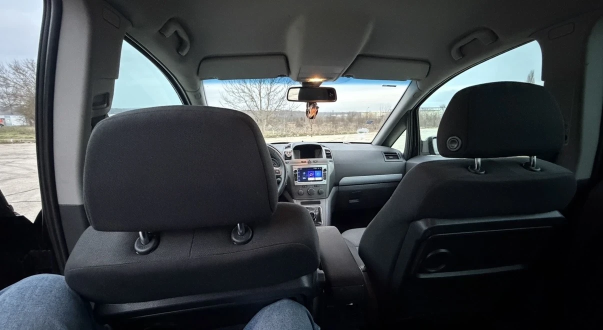 Opel Zafira, снимка 11 - Автомобили и джипове - 55179381