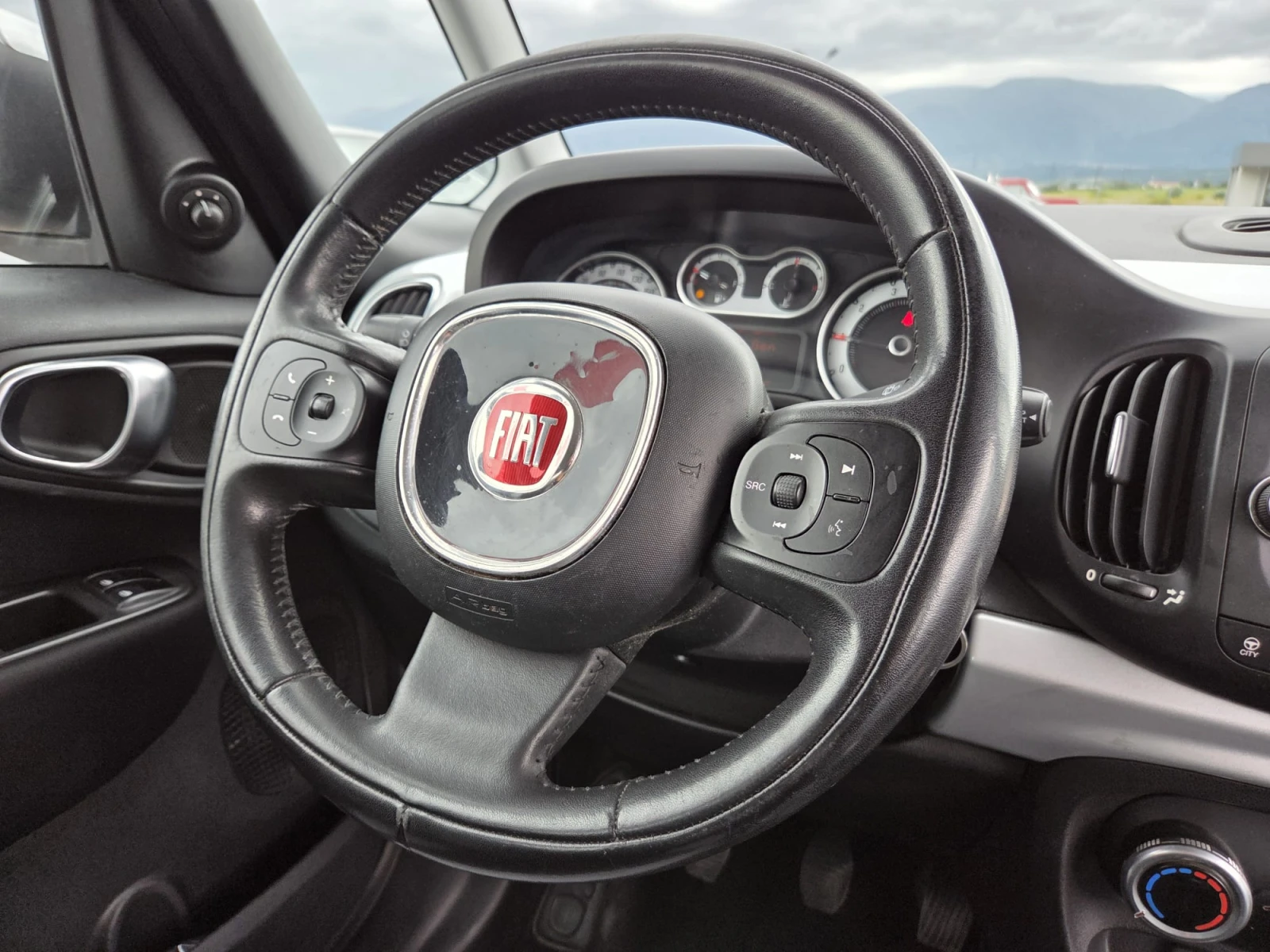 Fiat 500L 1.3 multi jet, снимка 12 - Автомобили и джипове - 55409247