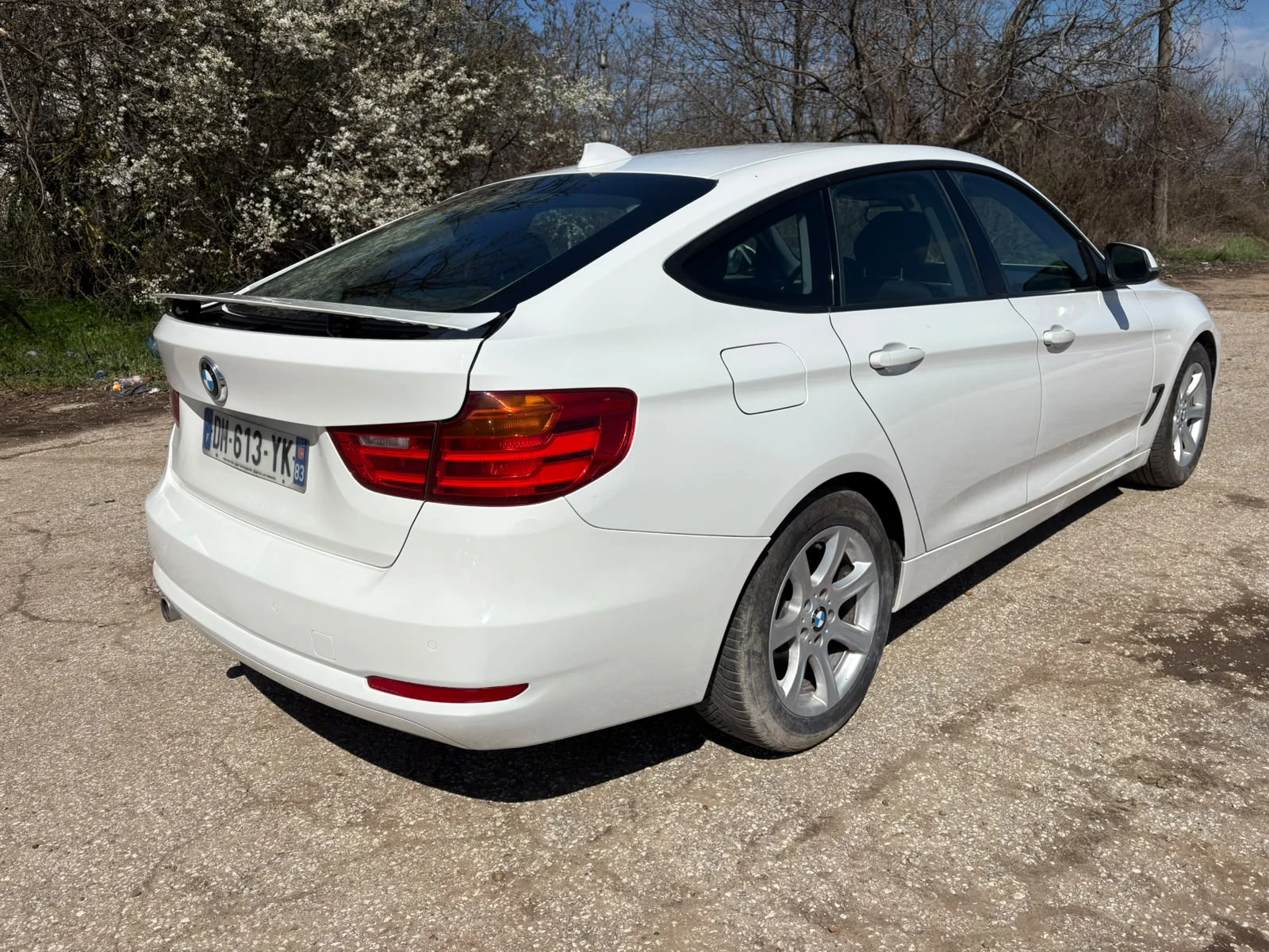 BMW 318 GT, снимка 7 - Автомобили и джипове - 55418064