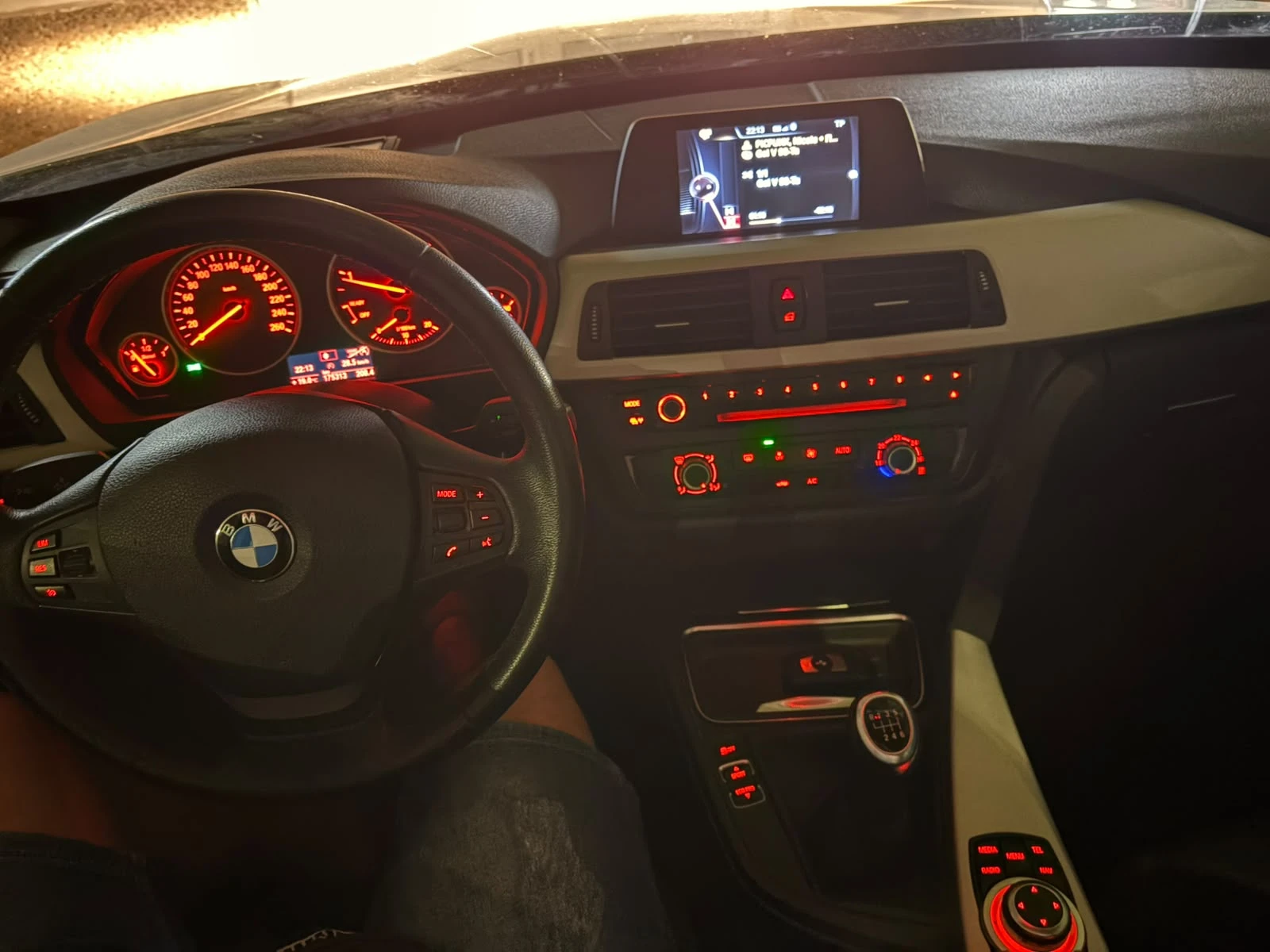 BMW 318 GT, снимка 8 - Автомобили и джипове - 55418064