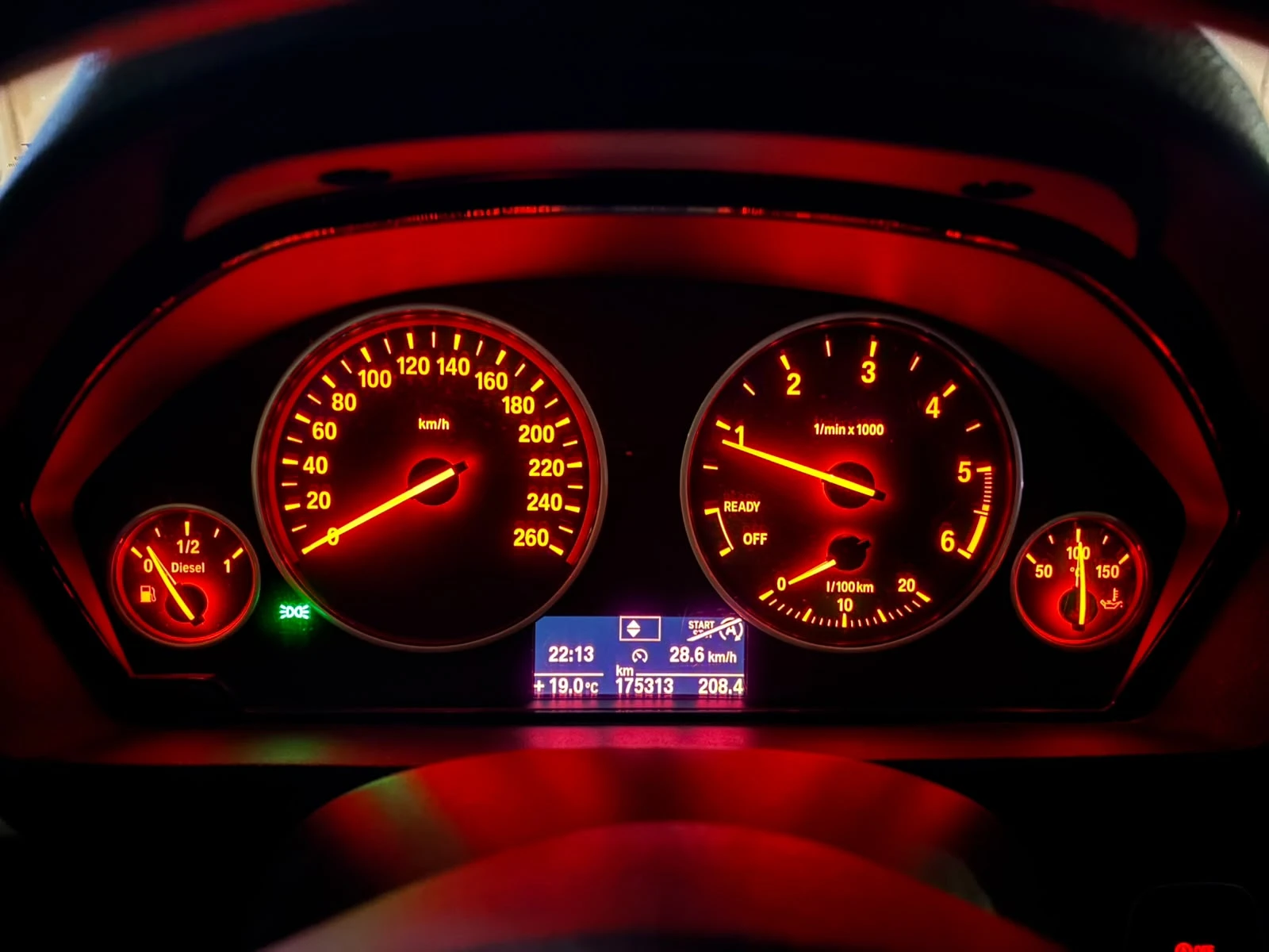 BMW 318 GT, снимка 6 - Автомобили и джипове - 55418064