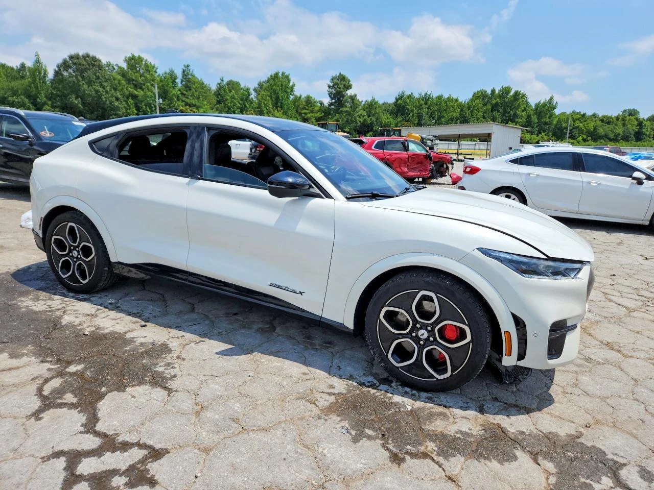 Ford Mustang Mach-E GT | PANO | DISTRONIC | 360 CAMS, снимка 4 - Автомобили и джипове - 55659969