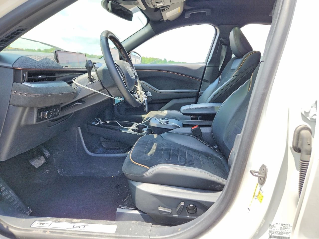 Ford Mustang Mach-E GT | PANO | DISTRONIC | 360 CAMS, снимка 7 - Автомобили и джипове - 55659969