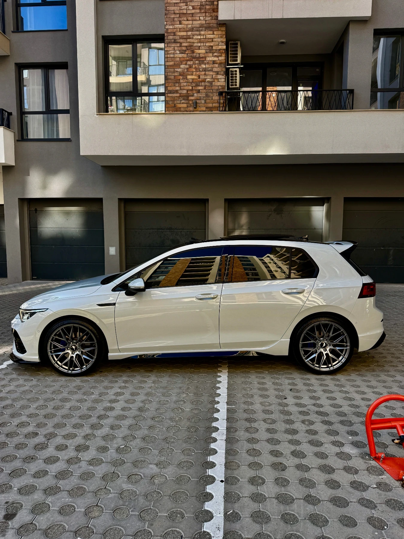 VW Golf 8, снимка 9 - Автомобили и джипове - 55841470