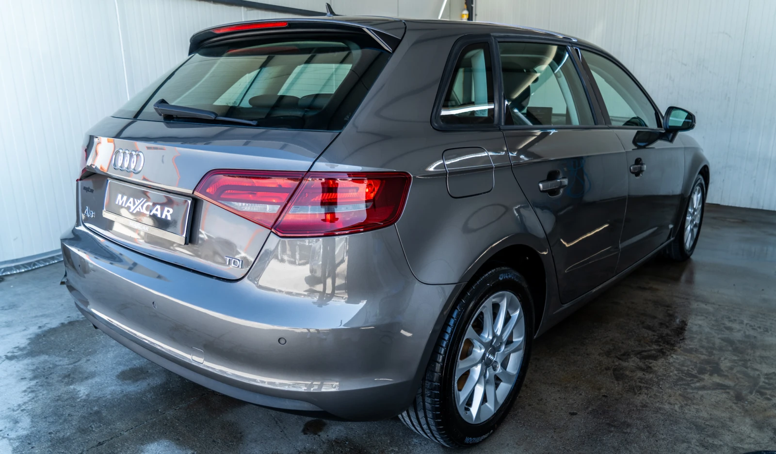 Audi A3 1.6TDI = ATTRACTION = 2015 = TOP = ЛИЗИНГ, снимка 5 - Автомобили и джипове - 55932221