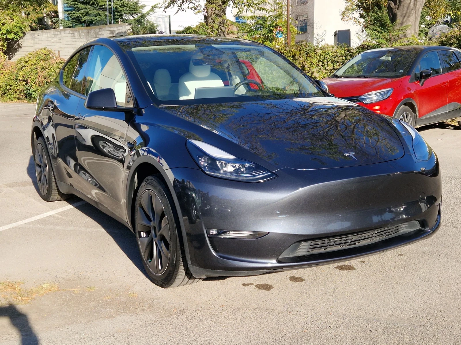 Tesla Model Y LONG RANGE, Dual motor, 26000km, снимка 6 - Автомобили и джипове - 56339420