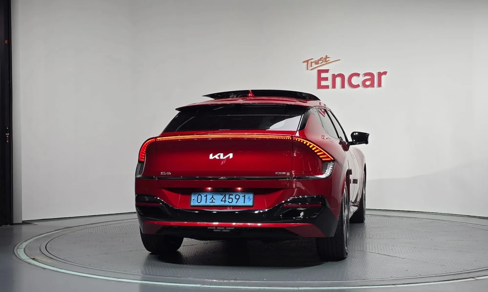 Kia EV6, снимка 4 - Автомобили и джипове - 56625703