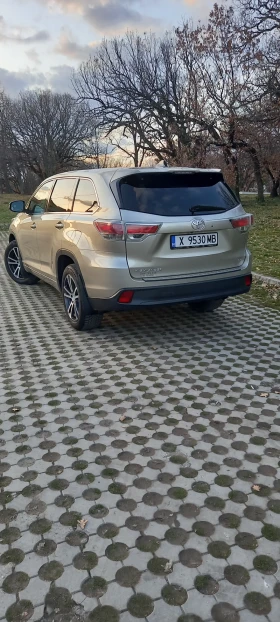 Обява за продажба на Toyota Highlander LE ~38 900 лв. - изображение 4