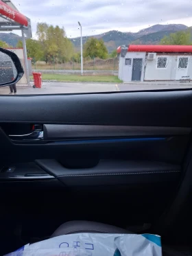 Toyota Hilux Invicible 2.8 automatic JBL FUL!!! | Mobile.bg    5