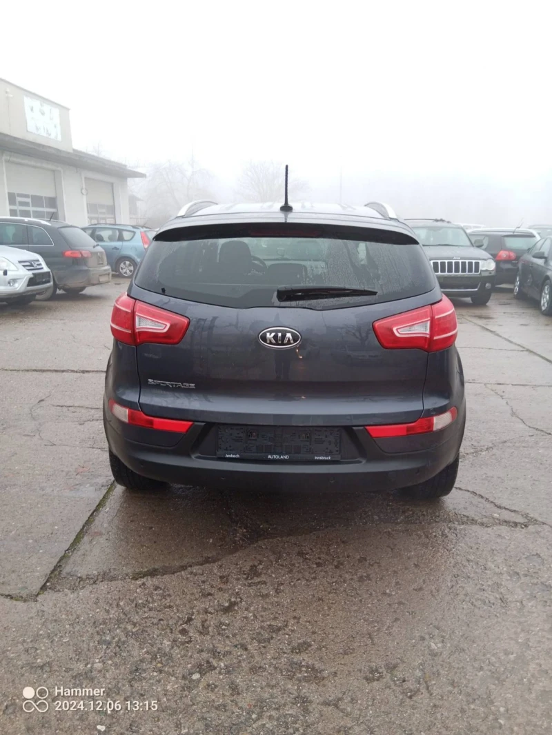 Kia Sportage 2, 0, снимка 4 - Автомобили и джипове - 48277074