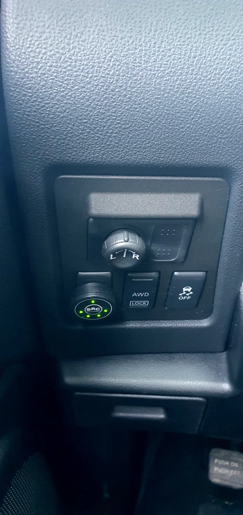 Nissan Rogue, снимка 10 - Автомобили и джипове - 52847320