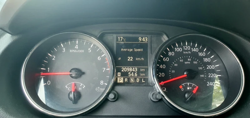 Nissan Rogue, снимка 9 - Автомобили и джипове - 52847320